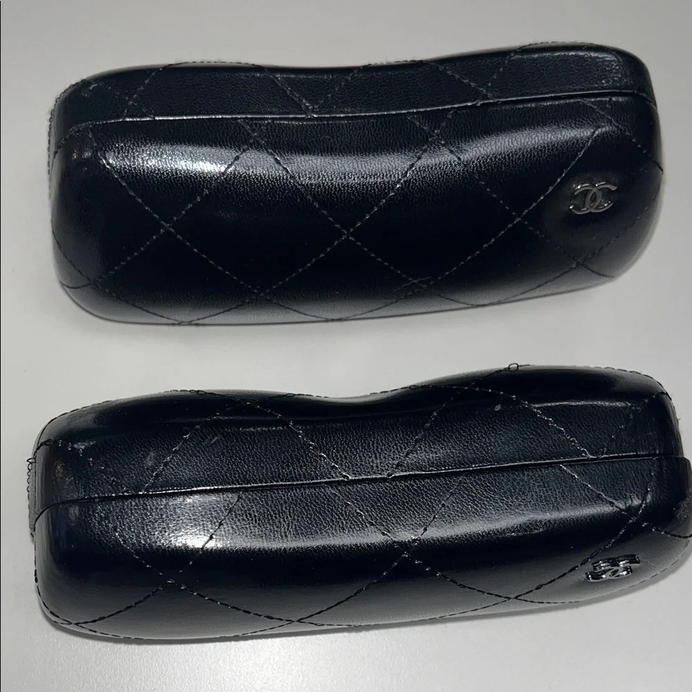 MBlack Quilted Eyewear Case Bundle / Preowned